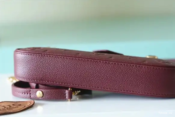 Affordable LOUIS POUCH VUITTON EASY STRAP ON 0629